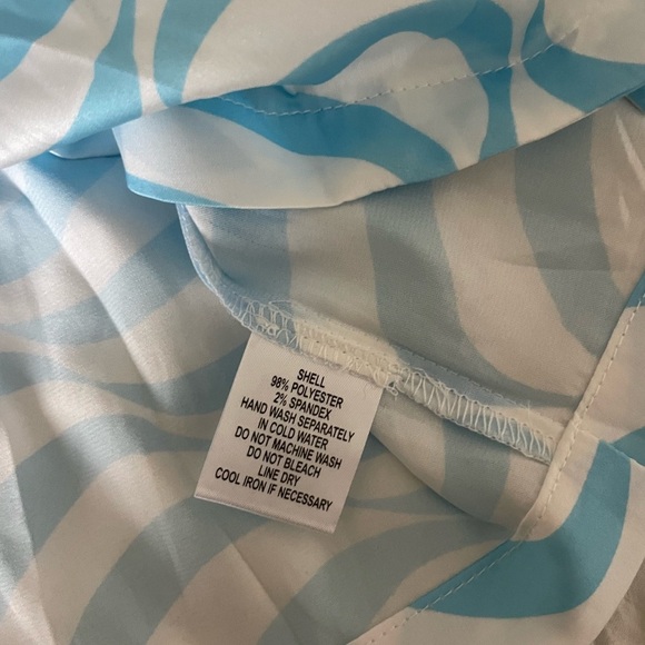 Cotton candy la swirl satin crop top - Picture 7 of 7